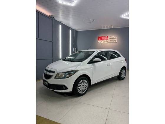 CHEVROLET ONIX 1.4 MPFI LT 8V FLEX 4P MANUAL